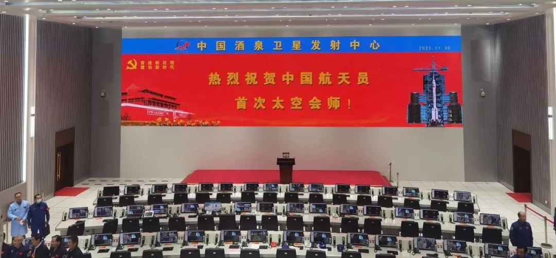 新闻联播报道 | bg大游Micro LED手艺赋能广电网络数字化